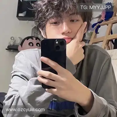 庞芯若